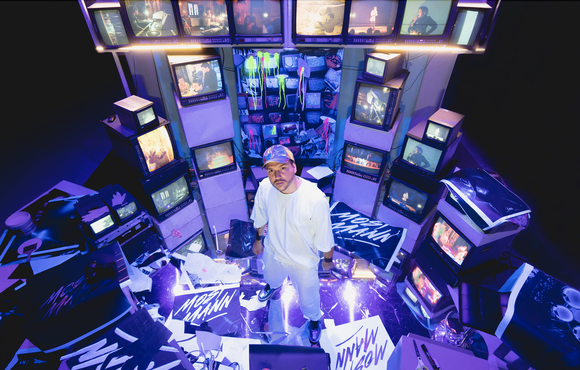 Large_uncropped_17981400