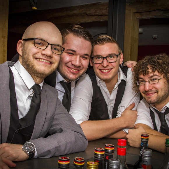 Large_uncropped_c545c7f4