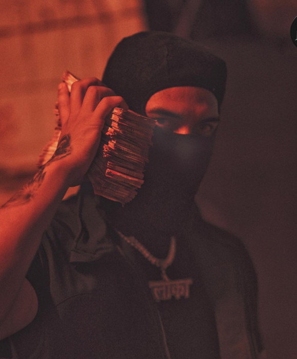 Large_uncropped_532601f7