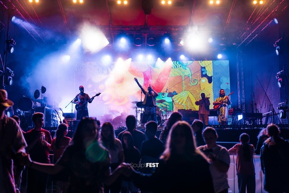 Large_uncropped_447c0b5c