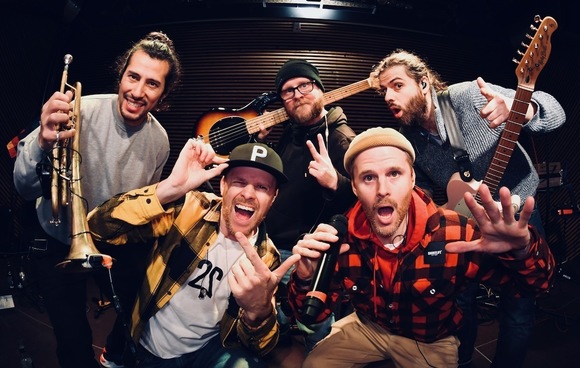 Large_uncropped_c984cf7f