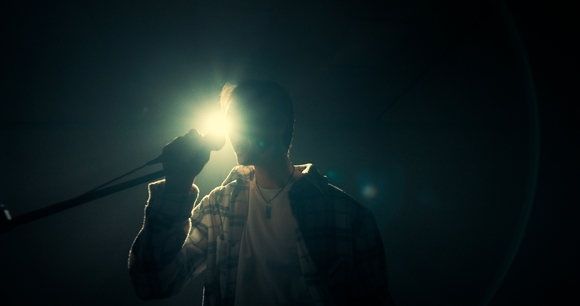 Large_uncropped_d220022a