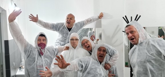 Large_uncropped_f302fb4d