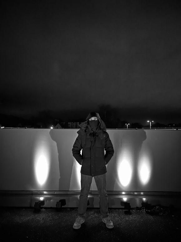 Large_uncropped_50027d2b