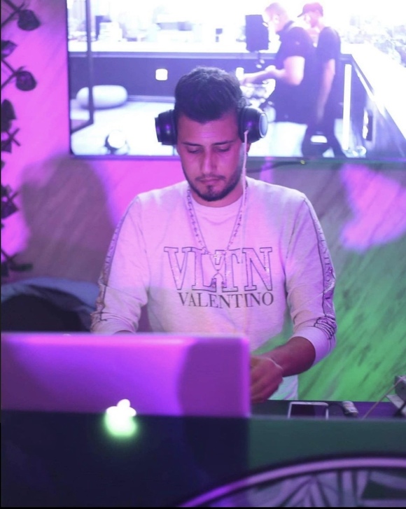 Large_uncropped_f5e6138f