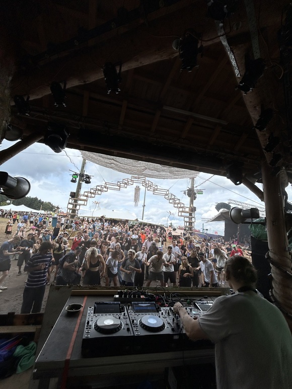 Large_uncropped_061ea4fa