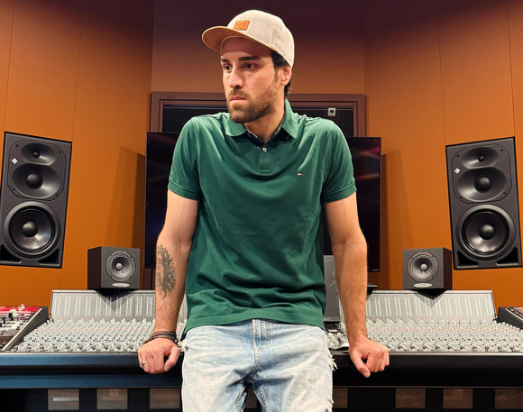 Large_uncropped_de194c9d