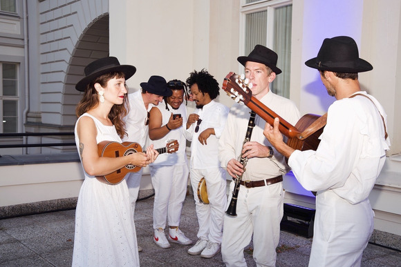 Large_uncropped_6315076c