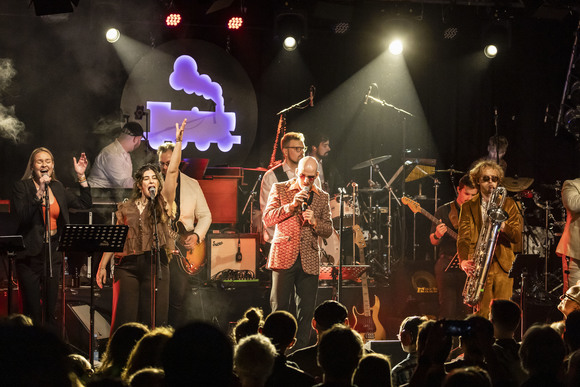 Large_uncropped_21d1bd30