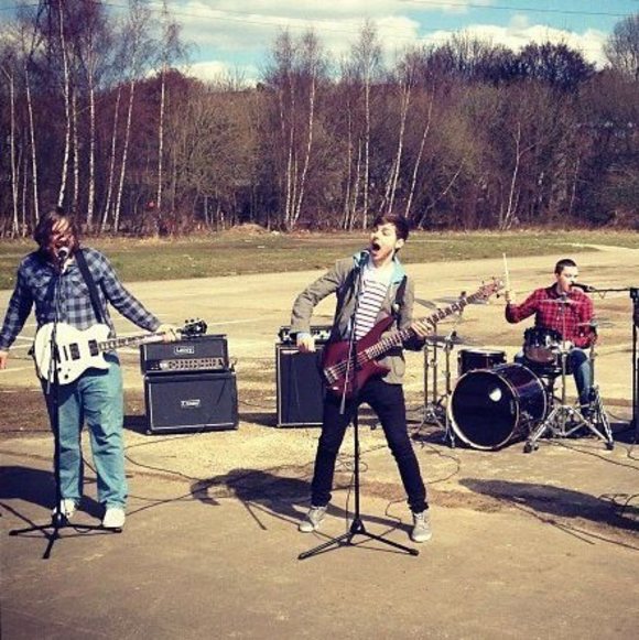 Large_uncropped_9d6aace1