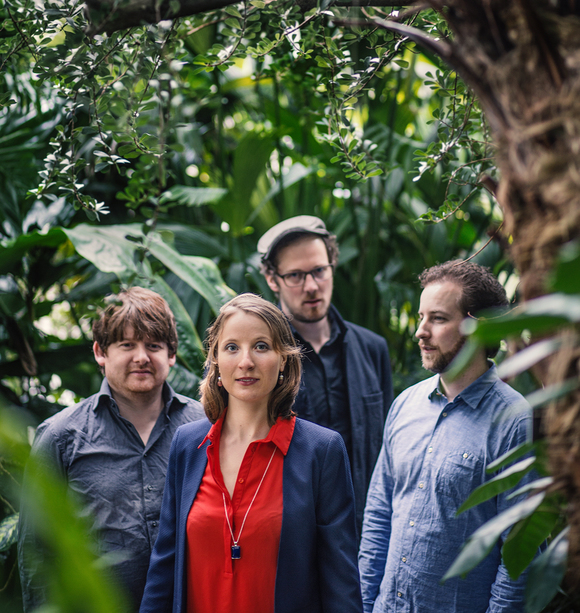 Large_uncropped_0b205424