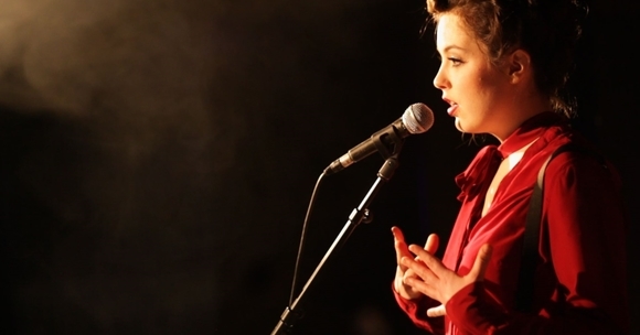 Cléo - Chanson Pop Jazz Cover Live Act in Leipzig