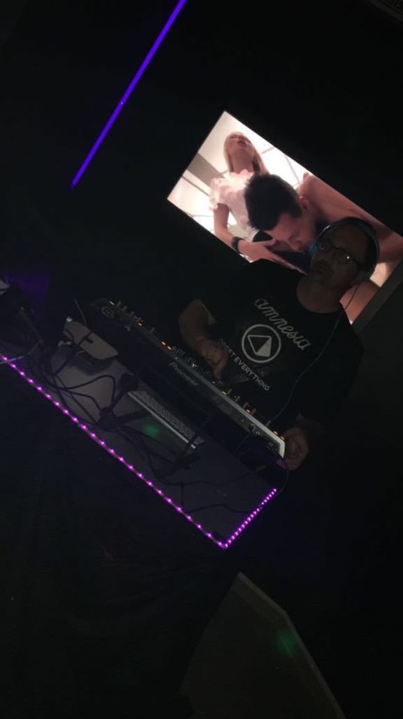 Large_uncropped_614c5c3a