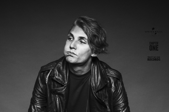 Large_uncropped_406a7be3