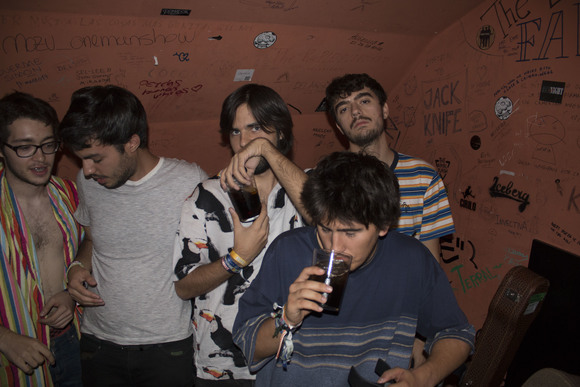 Large_uncropped_31870748