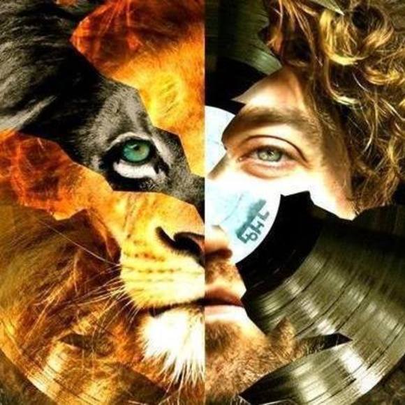 Large_uncropped_de74558a