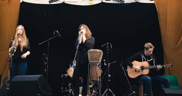 Large_uncropped_0c2d063f