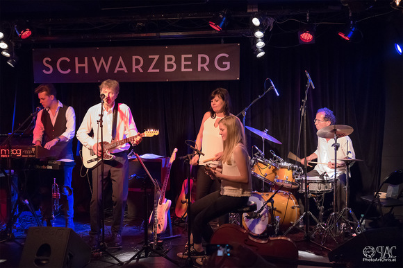 Large_uncropped_290e39ab