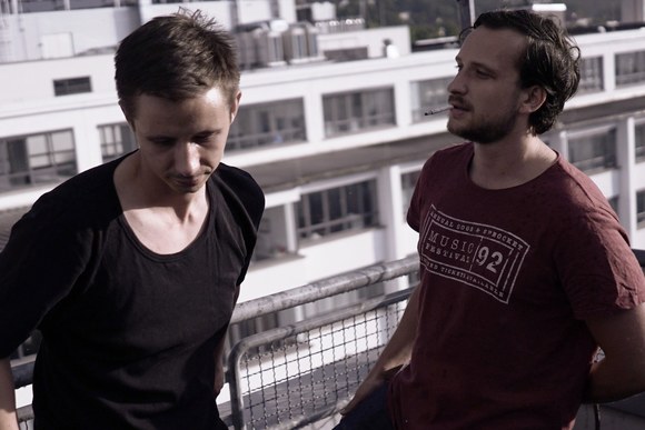 Large_uncropped_e6be5421