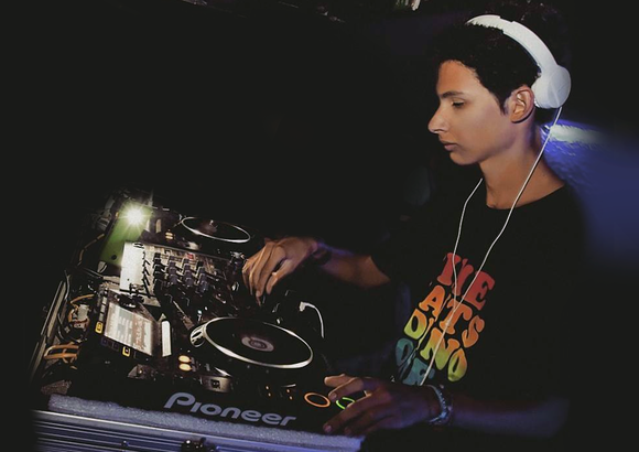 Large_uncropped_622fac02