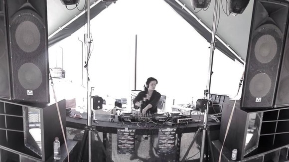 Large_uncropped_93e7ae69