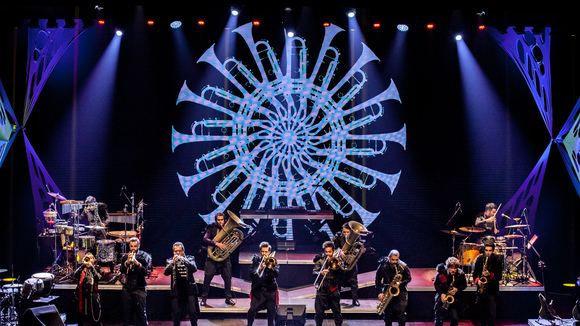 Fanfarra Kaustika - Fusion Trance Worldmusic Live Act in Águeda