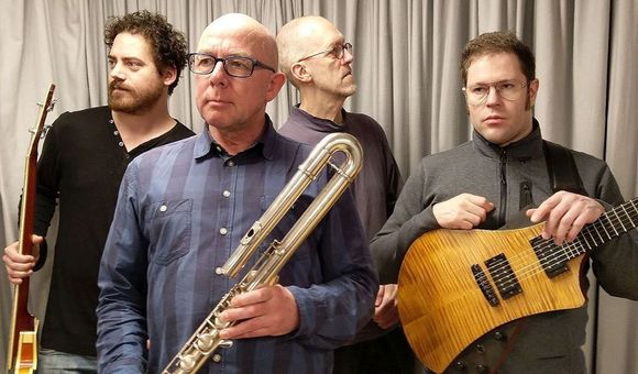 Large_uncropped_554896eb