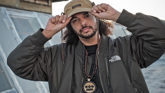 Ideal ayol qiyofasi fotosurati